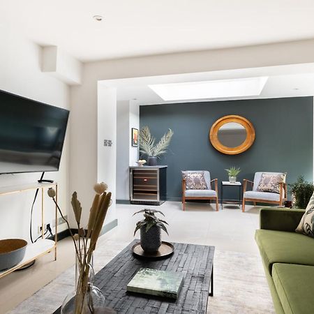 The Heart Of Shepherds Bush - Modern 2Bdr Apartment With Garden Лондон Экстерьер фото