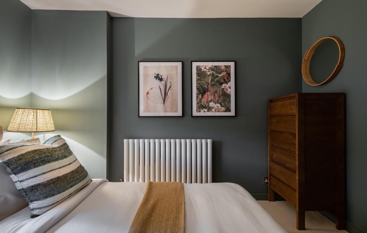 The Heart Of Shepherds Bush - Modern 2Bdr Apartment With Garden Лондон Экстерьер фото